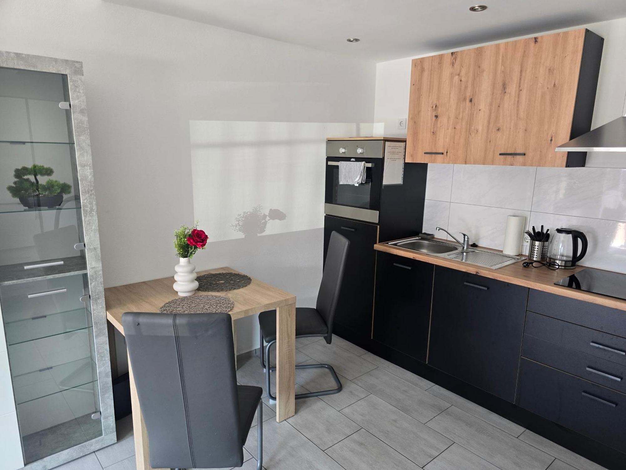 Klimatisierte Moderne Einzimmerwohnung In 말베르크 외부 사진